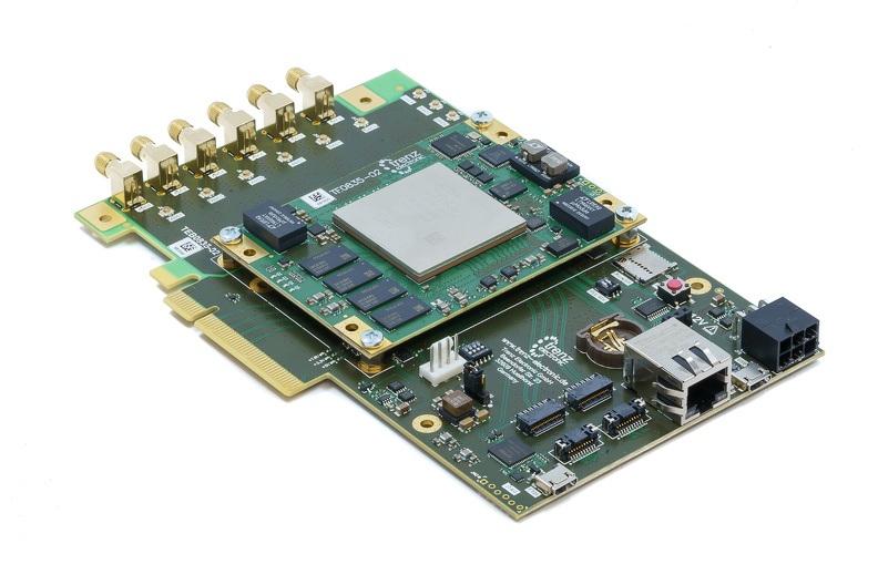 SMT835 PCIe ZynqRF system-24.jpg