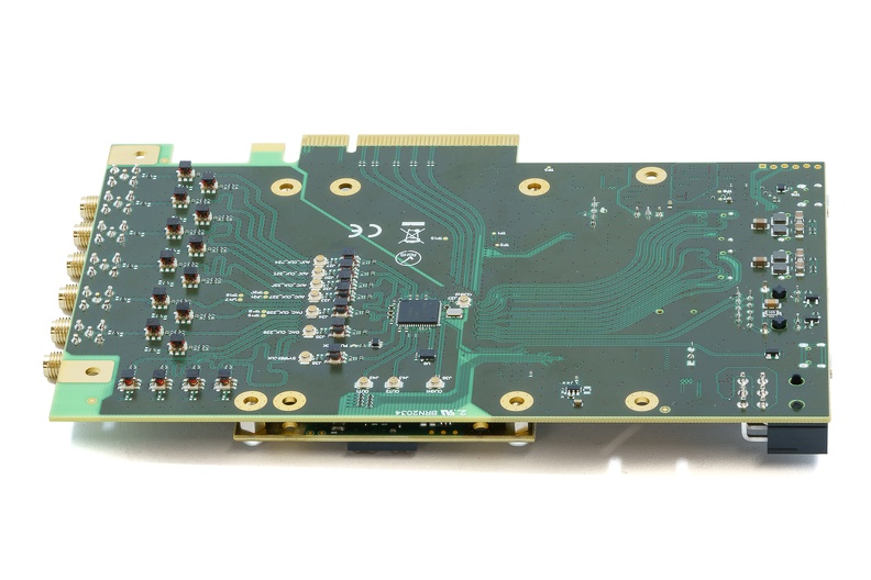 SMT835 PCIe ZynqRF system-30.jpg